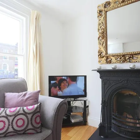 Luxurious Comfort In Centre Nyaraló Dublin